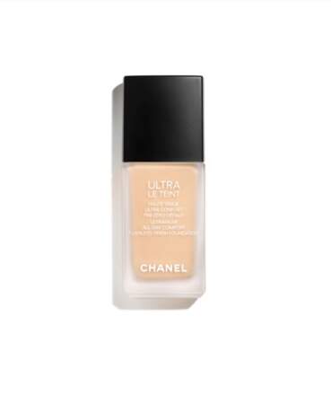 Ultra Le Teint Fluide, Chanel, 54€ disponible en 35 teintes sur chanel.com