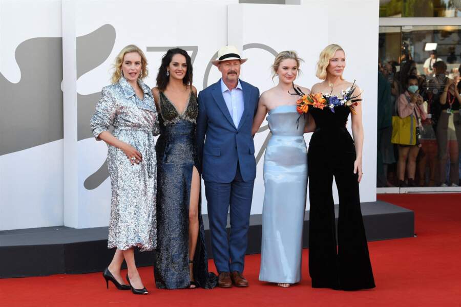 ina Hoss, Noemie Merlant, Cate Blanchett, Sophie Kauer et Todd Field à la première de "Tar" lors de la 79ème édition du festival du film de Venise (La Mostra), Italie, le 1er septembre 2022.