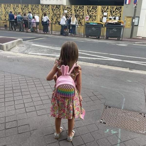 Bianca Estrosi, la fille de Laura Tenoudji et Christian Estrosi, était aussi de rentrée à Nice, ce 1er septembre !