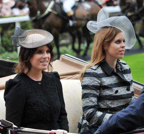 Les Princesses Eugenie et Beatrice d'York au "Royal Ascot" 2013 dans le comte du Berkshire, le 18 Juin 2013