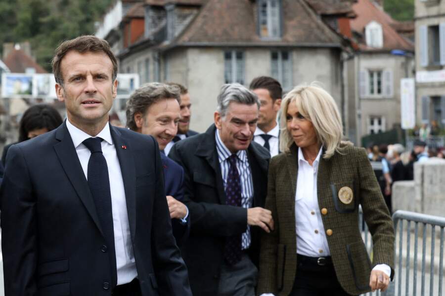Une journée remplie de visites pour Emmanuel et Brigitte Macron, guidés par Stéphane Bern.