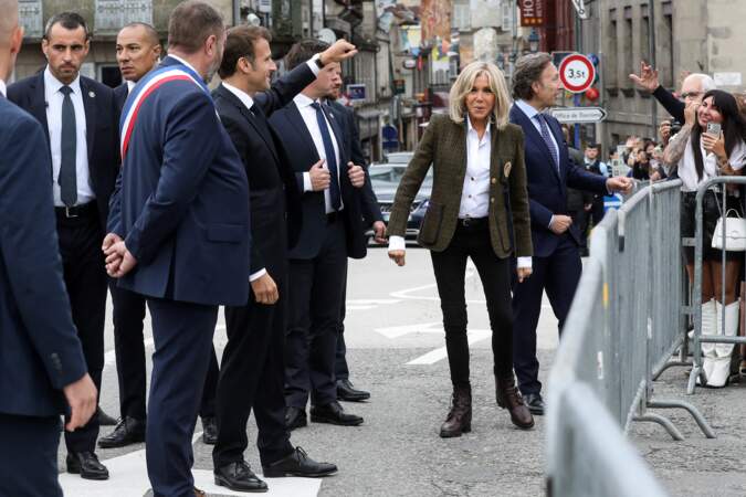 Emmanuel Macron et Brigitte Macron ont aussi visité la "Cité Internationale de la Tapisserie" à Aubusson.