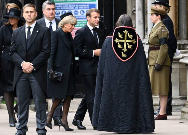 Brigitte Macron et ses hauts escarpins à Londres, le 19 septembre 2022. 