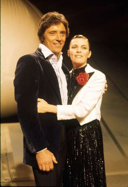 Mireille Mathieu et Sacha Distel en 1977