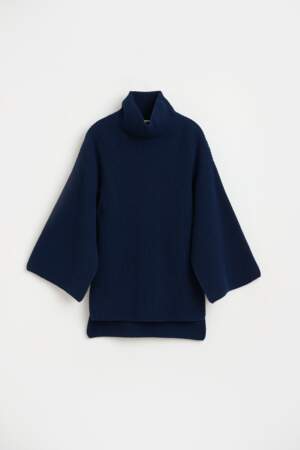 Pull en laine bleu marine, Natan, 399€
