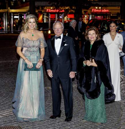 Le roi Willem-Alexander et la reine Maxima des Pays-Bas organisent une soirée de remerciements pour leurs hôtes qui les ont accompagnés tout au long de ce séjour en Suède, le 12 octobre 2022. 