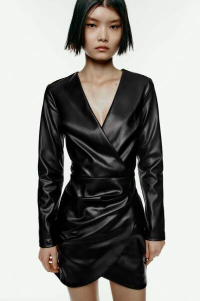 Robe drapée en matière synthétique, Zara, 45.95€