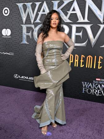 Rihanna à la première du film "Black Panther 2: Wakanda Forever", au théâtre Dolby à Hollywood, le 26 octobre 2022