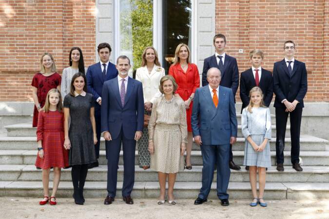 Photo officielle de la famille royale d'Espagne à l'occasion du 80ème anniversaire de la reine Sofia