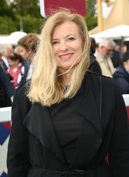 Valérie Trierweiler à l'hippodrome de Longchamp le 2 octobre 2022