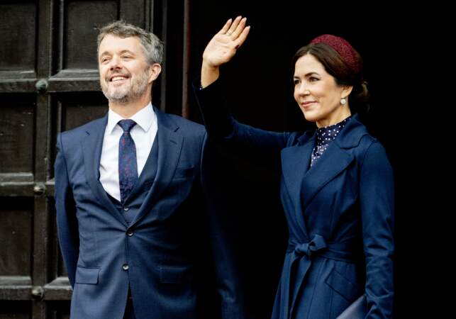 Le prince Frederik, fils aîné de la reine Margrethe II, et son épouse, la princesse Mary de Danemark, étaient présents pour célébrer le jubilé de la reine, ce samedi 12 novembre à Copenhague