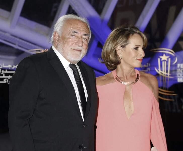 Dominique Strauss-Kahn et son épouse Myriam L'Aouffir ont joué le jeu, face aux photographes, lors de la cérémonie d'ouverture du 19ème Festival International du Film de Marrakech,  le 11 novembre 2022.