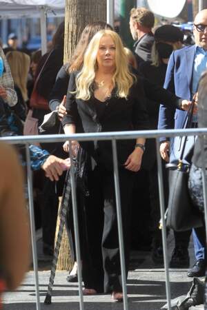 Christina Applegate inaugure son étoile sur le "Walk of Fame" à Hollywood lors de sa première apparition publique depuis l'annonce de sa sclérose en plaques, lundi 14 novembre