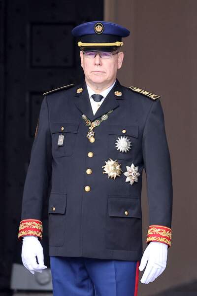 Albert II de Monaco en uniforme pour la Fête Nationale monégasque, samedi 19 novembre 2022