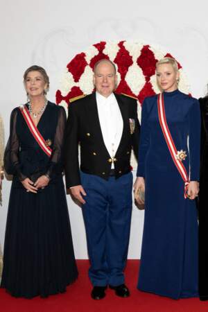 Fête du Prince 2022 à Monaco : soirée de gala au Grimaldi Forum pour la famille princière.