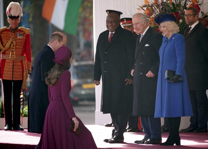 Kate Middleton et le prince William sont ensuite arrivés sur l'estrade