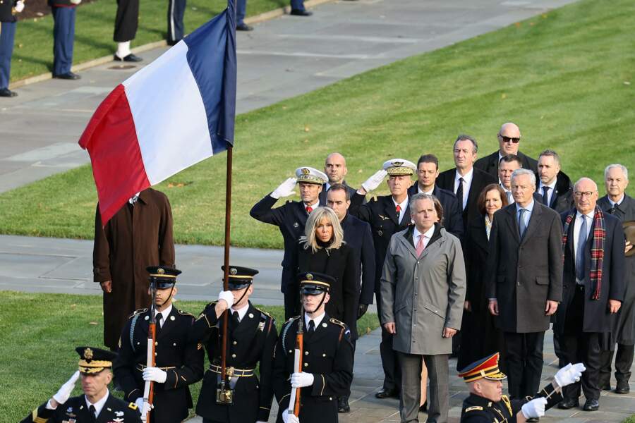 Même aux Etats-Unis, Brigitte Macron est à quelques mètres du drapeau français, le 20 novembre 2022