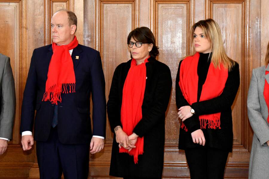 En plus d'être accompagnée par sa fille Camille Gottlieb, la princesse Stéphanie de Monaco a pu compter sur la présence de son frère le prince Albert II de Monaco, le 1er décembre 2022