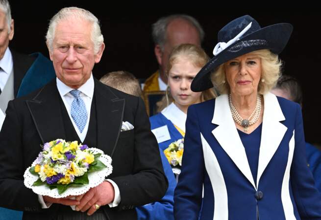 Le prince Charles, prince de Galles, et Camilla Parker Bowles, duchesse de Cornouailles, représentent la reine Elisabeth II d’Angleterre en assistant au Royal Maundy Service à la chapelle St George de Windsor