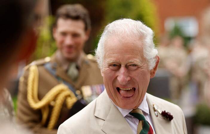 Le prince Charles, prince de Galles, visite le 2ème Bataillon The Mercian Regiment de Weeton Barracks à Weeton-with-Preese