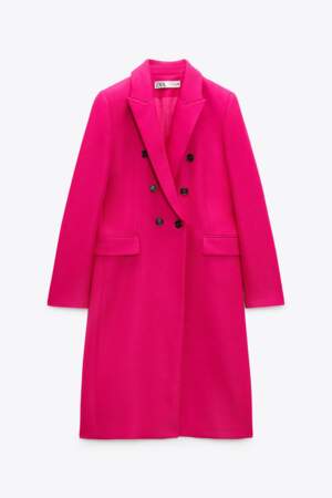 Manteau cintré à boutonnage croisé, Zara, 99,95€.