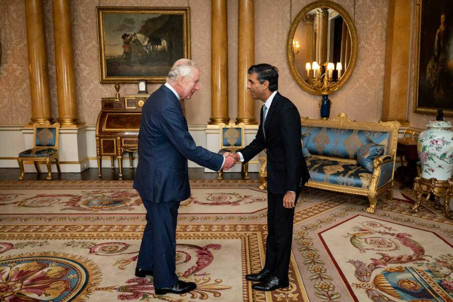 Le Premier ministre britannique, Rishi Sunak en audience avec le roi Charles III d'Angleterre au palais de Buckingham à Londres