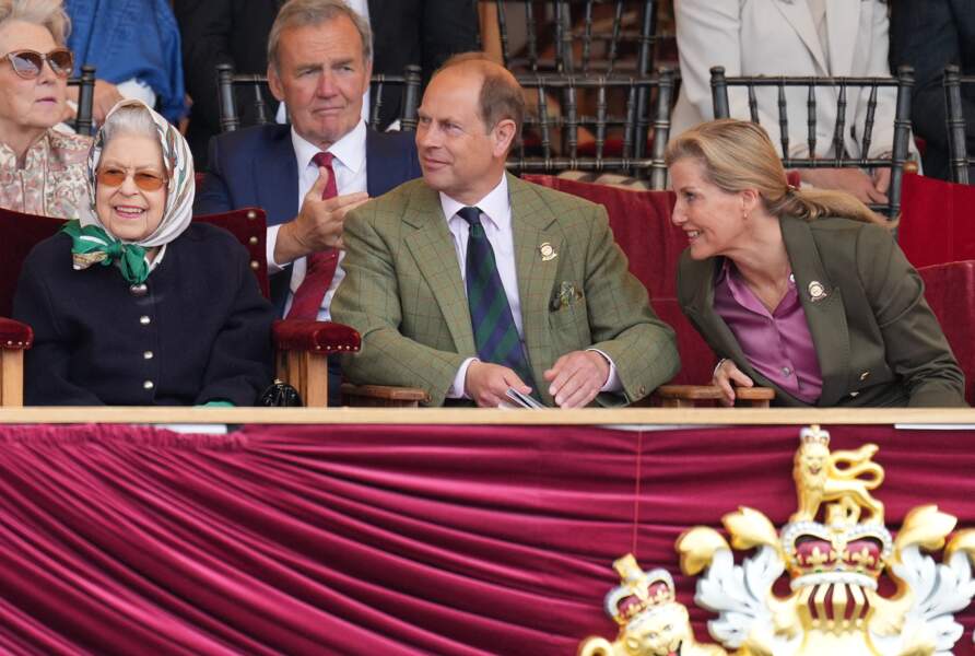La reine Elisabeth II d’Angleterre assiste en famille au "Royal Windsor Horse Show".