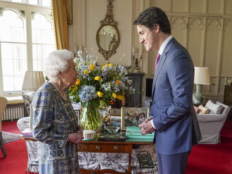 La reine Elisabeth II d’Angleterre reçoit le Premier ministre canadien Justin Trudeau au château de Windsor.