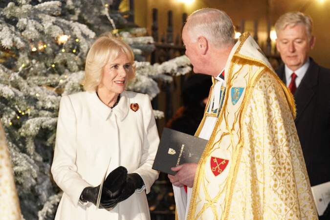 Le 15 décembre 2022 : Camilla Parker Bowles, reine consort d'Angleterre, assiste à la  messe "Together at Christmas" à l'Abbaye de Westminster.