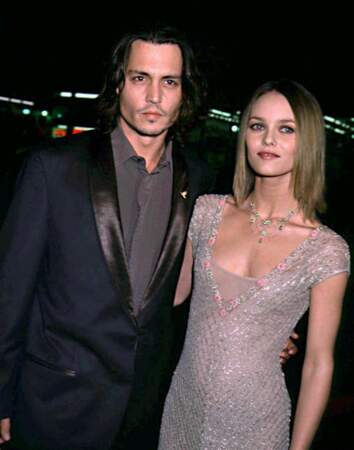 Vanessa Paradis, en compagnie de Johnny Depp, à la première du film "Sleepy Hollow" à Los Angeles, le 18 novembre 1999.