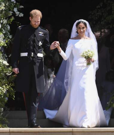 Le 19 mai 2018, Meghan Markle épousait le prince Harry dans une robe de mariée minimaliste et haute couture signée Clare Waight Keller pour Givenchy. 