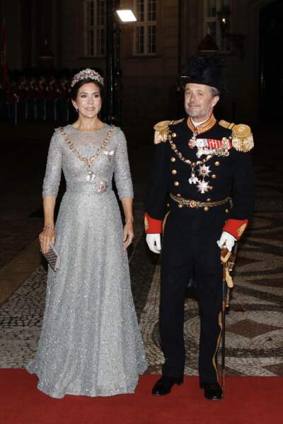La princesse Mary de Danemark brille de mille feux grâce à une robe scintillante à la soirée du Nouvel An au palais Amalienborg à Copenhague, le 1er janvier 2023