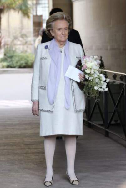 Bernadette Chirac et son ensemble immaculé de blanc 