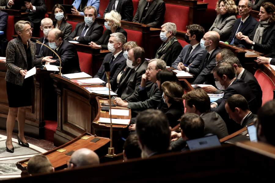 Élisabeth Borne présente en détails la réforme des retraite devant l'Assemblée Nationale, le 10 janvier 2023