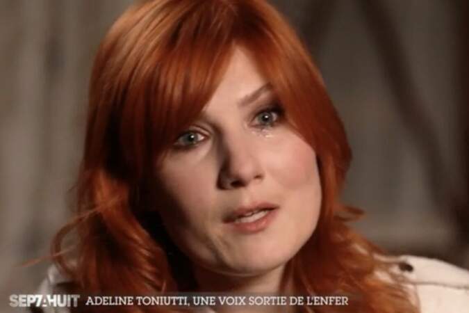 Adeline Toniutti en larmes dans Sept à Huit sur TF1, le 15 janvier 2023