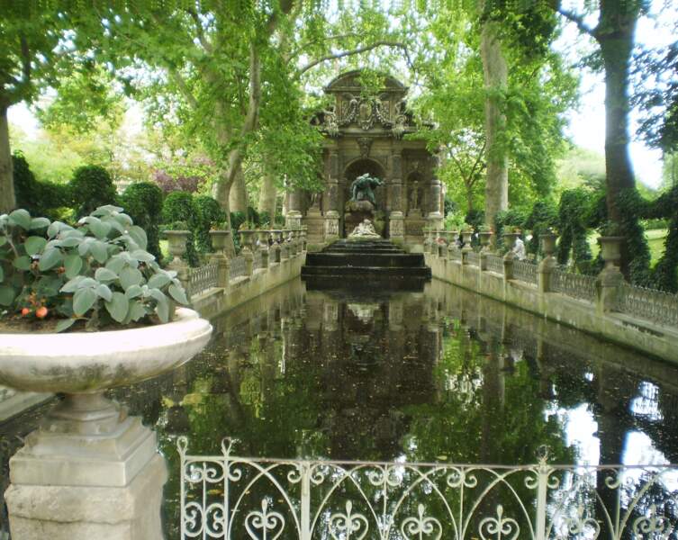 La Fontaine Médicis, Le Jardin du Luxembourg