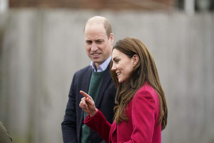 Alors que le début d’année est compliqué pour Kate Middleton et le prince William, la princesse se démarque en offrant une image d’elle chatoyante aux tabloïds.
