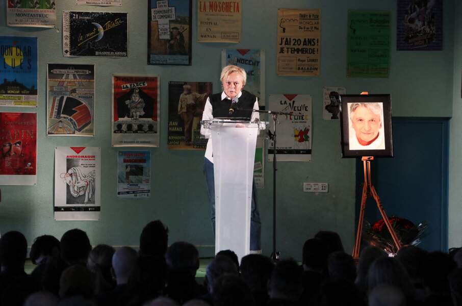 Ce lundi 30 janvier, Muriel Robin a pris la parole lors de la cérémonie organisée en l'honneur du défunt, Roger Louret