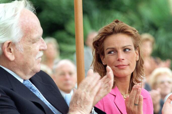 Stéphanie de Monaco et son père Rainier III en 1999