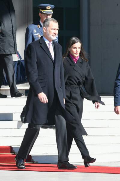 Le roi Felipe VI et la reine Letizia d'Espagne arrivent à l'aéroport de Madrid, pour entreprendre leur voyage d'État en République d'Angola, le 6 février 2023