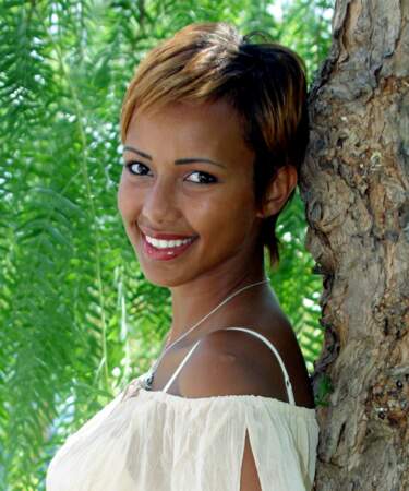 PHOTOS - L'évolution Capillaire De Sonia Rolland, L'ex-Miss France 2000 ...