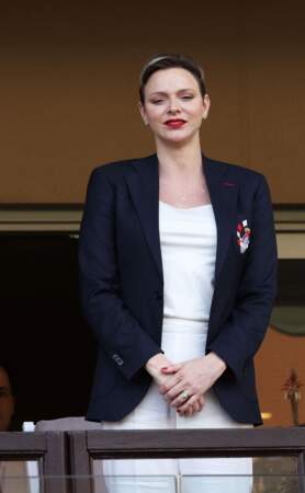 Charlene de Monaco est élégante en blanc au Tournoi Sainte Dévote de Rugby à Monaco, le 22 avril 2023