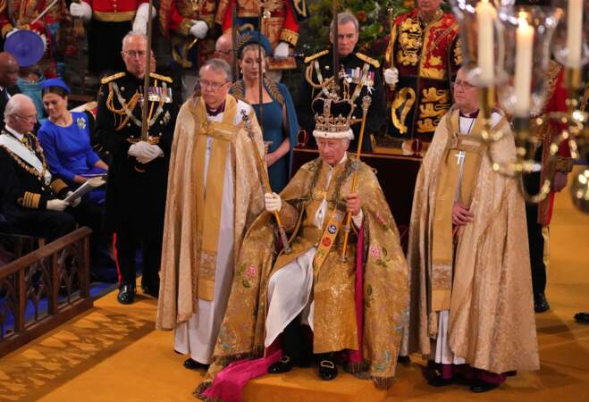 Charles III est couronnée roi d'Angleterre en l'Abbaye de Westminster, le 6 mai 2023
