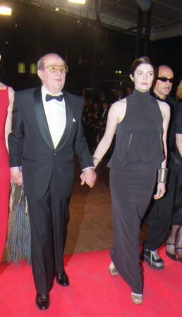 Chiara Mastroianni et sa longue robe au col montant au Festival de Cannes en 1999