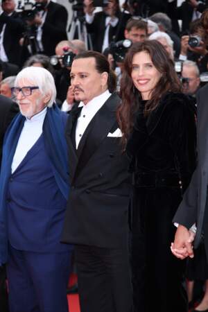 Pierre Richard, Johnny Depp et Maïwenn - Montée des marches du film « Jeanne du Barry » pour la cérémonie d’ouverture du 76ème Festival International du Film de Cannes, au Palais des Festivals à Cannes. Le 16 mai 2023