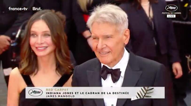 Calista Flockhart et Harrison Ford - Montée des marches du film "Indiana Jones et le Cadran de la Destinée" pour le 76ème Festival de Cannes. Le 18 mai 2023