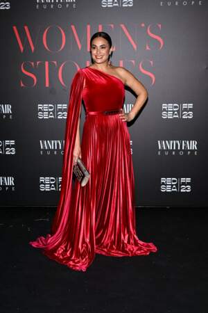 Hend Sabry au photocall de la soirée de gala "Women Stories by Vanity Fair" lors du 76ème Festival International du Film de Cannes