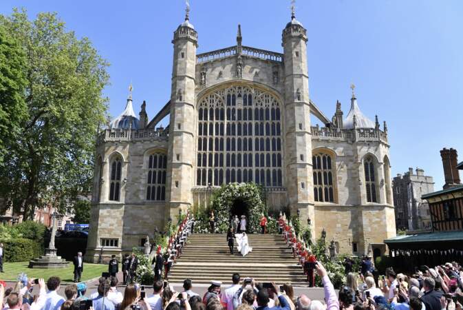 Meghan Markle et le prince Harry se marient le 19 mai 2018 à la chapelle Saint-Georges à Windsor (ici à la sortie de la cérémonie)