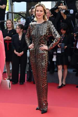 Eva Herzigova à la montée des marches du film Club Zéro lors du 76ème Festival de Cannes, le 22 mai 2023