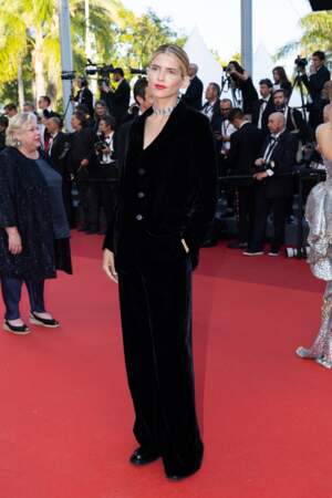 Alice Taglioni à la montée des marches du film 'L'été dernier" de Catherine Breillat au 76ème Festival de Cannes, le 25 mai 2023